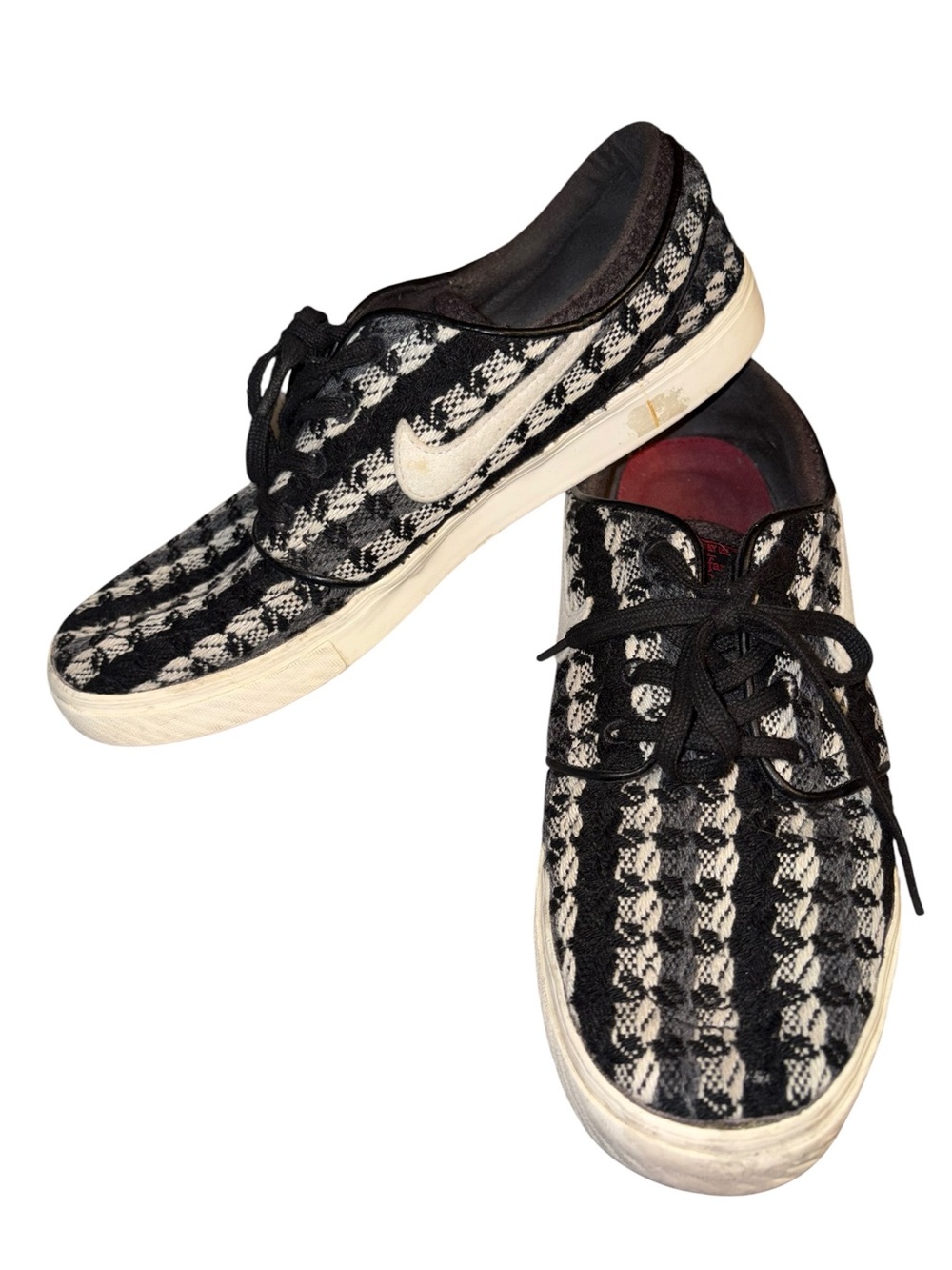 Men's Nike sneakers
